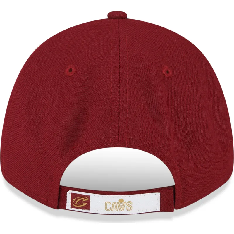 rote-verstellbare-curved-cap-9forty-the-league-der-cleveland-cavaliers-nba-von-new-era