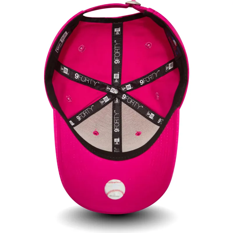 gebogene-rosa-verstellbare-kappe-fur-kinder-9forty-essential-von-new-york-yankees-mlb-von-new-era gebogene-rosa-verstellbare-kappe-fur-kinder-9forty-essential-von-new-york-yankees-mlb-von-new-era