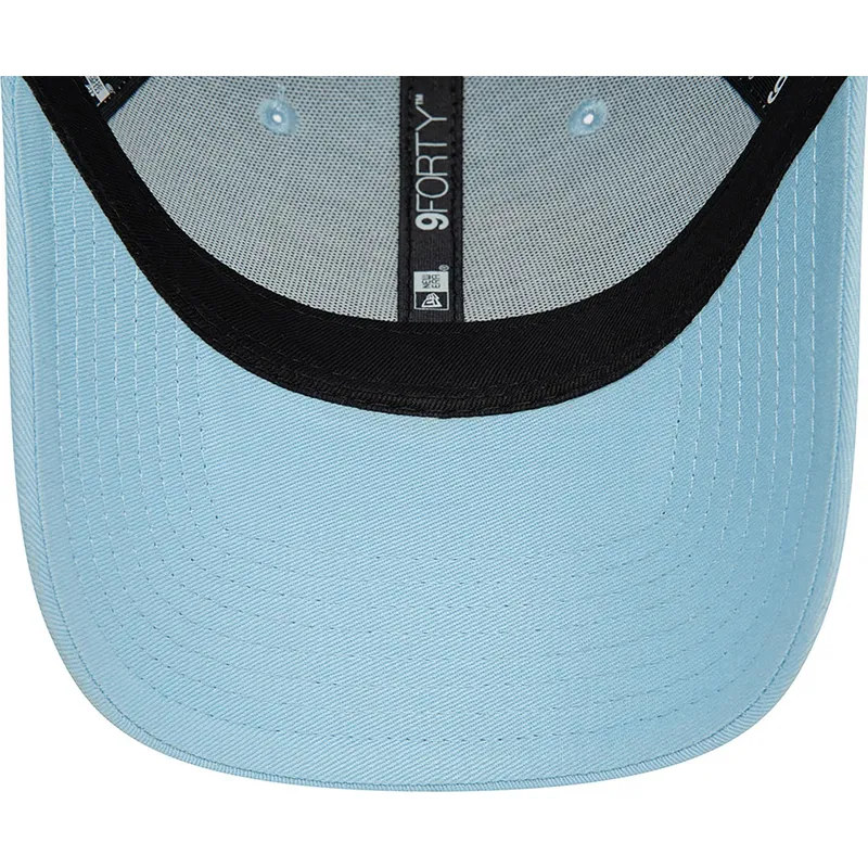 mutzen-gebogen-blau-verstellbares-band-claro-claro-9forty-league-essential-der-los-angeles-dodgers-mlb-von-new-era
