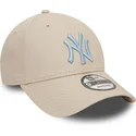 mutzen-gebogen-beige-verstellbares-band-claro-9forty-league-essential-der-new-york-yankees-mlb-von-new-era
