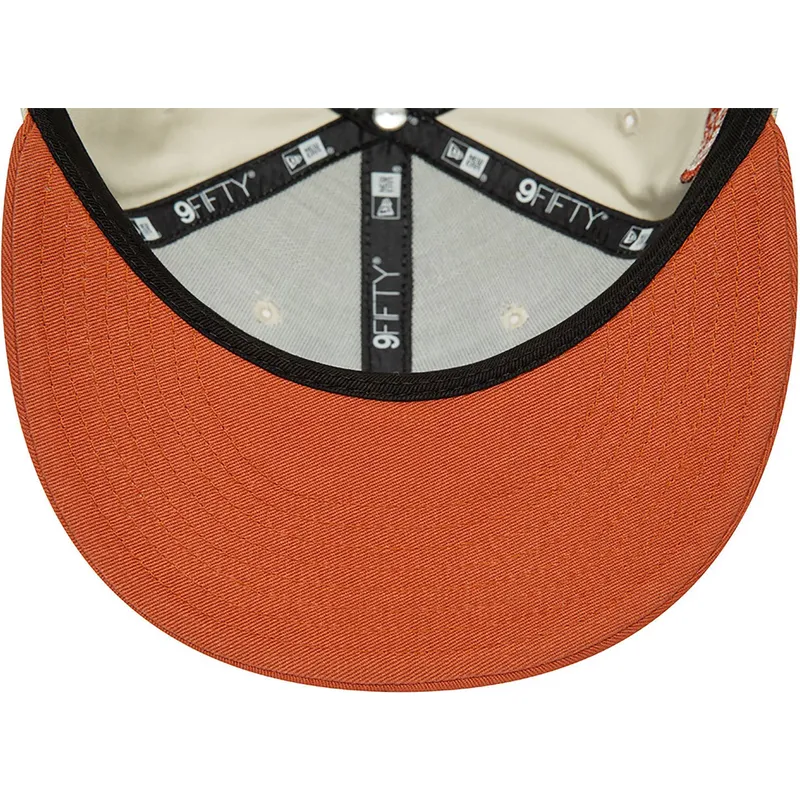 mutzen-flach-beige-snapback-marron-9fifty-patch-der-new-york-yankees-mlb-von-new-era