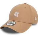 braune-verstellbare-curved-cap-9forty-von-new-era
