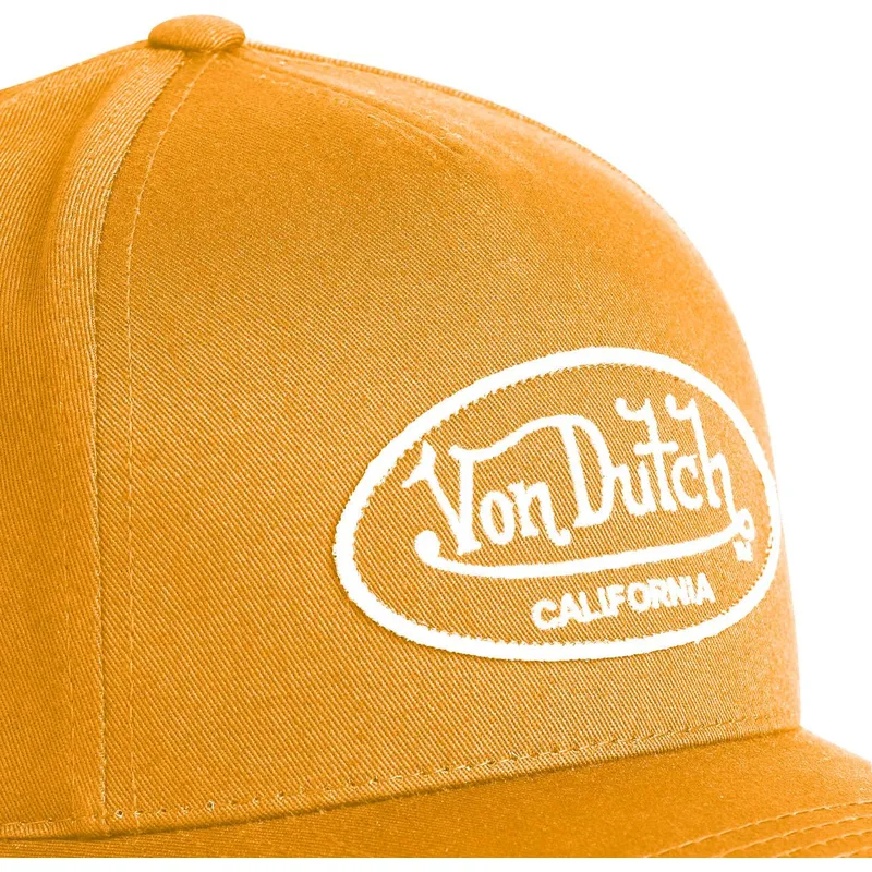 braune-verstellbare-curved-cap-lof-c3-von-von-dutch braune-verstellbare-curved-cap-lof-c3-von-von-dutch