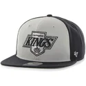 mutzen-flach-grau-snapback-der-los-angeles-kings-nhl-von-47-brand