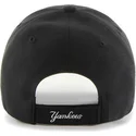 schwarze-gebogene-kappe-von-new-york-yankees-mlb-von-47-brand