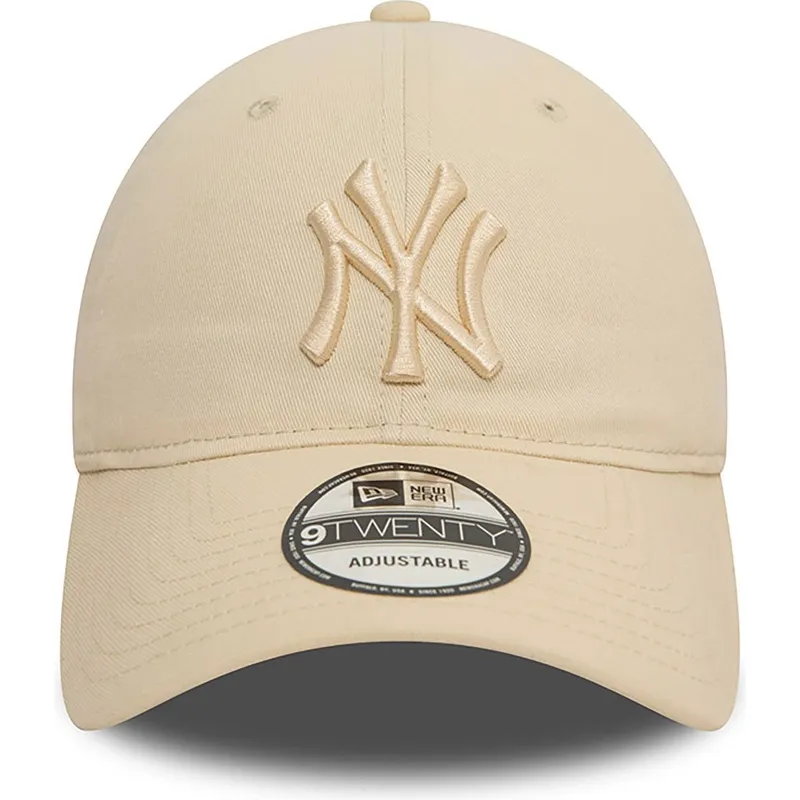 beige-verstellbare-curved-cap-mit-beigem-logo-9twenty-league-essential-der-new-york-yankees-mlb-von-new-era beige-verstellbare-curved-cap-mit-beigem-logo-9twenty-league-essential-der-new-york-yankees-mlb-von-new-era