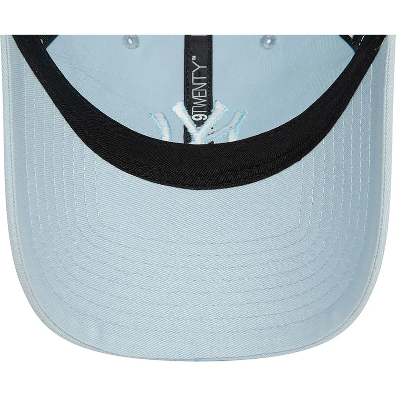 hellblaue-verstellbare-curved-cap-mit-blauem-logo-9twenty-league-essential-der-new-york-yankees-mlb-von-new-era hellblaue-verstellbare-curved-cap-mit-blauem-logo-9twenty-league-essential-der-new-york-yankees-mlb-von-new-era