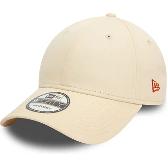 Casquette courbée beige ajustable avec logo rouge 9FORTY Essential New Era