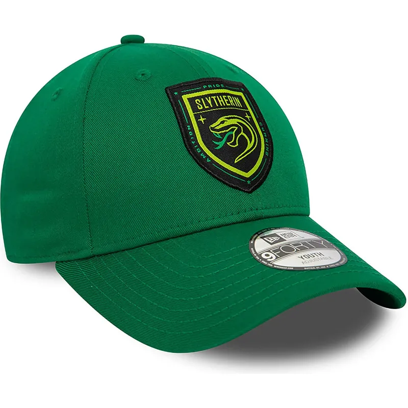 grune-gebogene-snapback-kappe-fur-kinder-9forty-slytherin-harry-potter-von-new-era