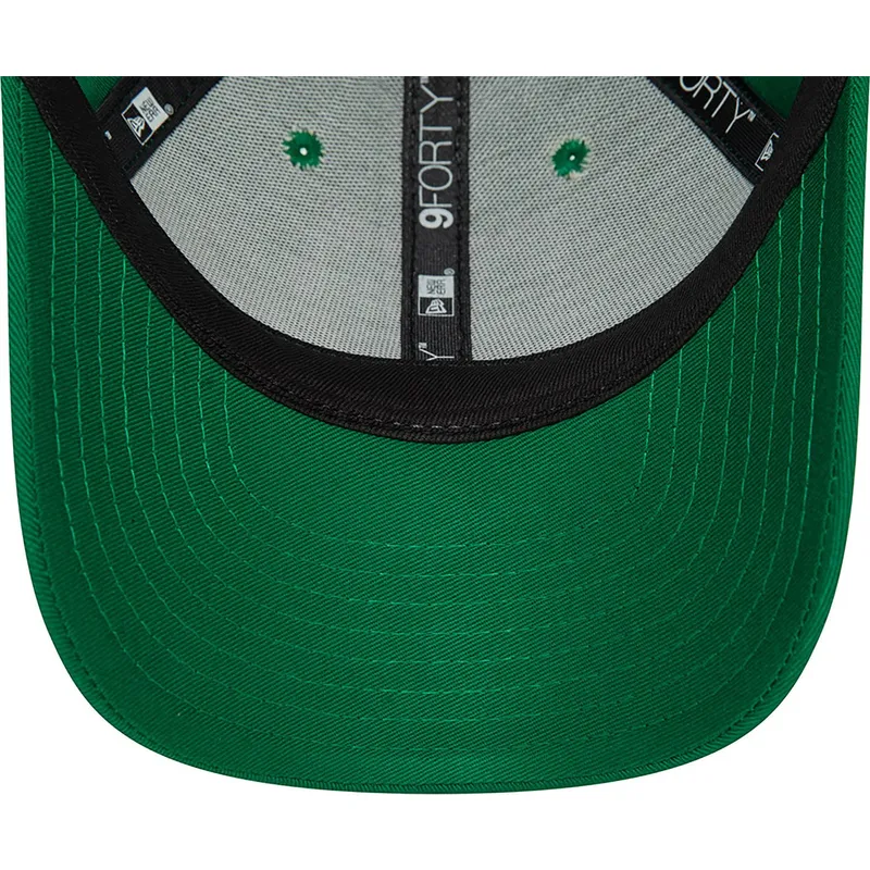 grune-gebogene-snapback-kappe-fur-kinder-9forty-slytherin-harry-potter-von-new-era