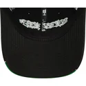 mutzen-gebogen-schwarz-verstellbares-band-9twenty-von-new-era