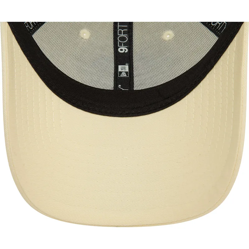 mutzen-gebogen-beige-verstellbares-band-9forty-der-hogwarts-harry-potter-von-new-era mutzen-gebogen-beige-verstellbares-band-9forty-der-hogwarts-harry-potter-von-new-era