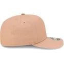 beige-gebogene-snapback-kappe-9fifty-seasonal-flower-von-red-bull-racing-formula-1-von-new-era