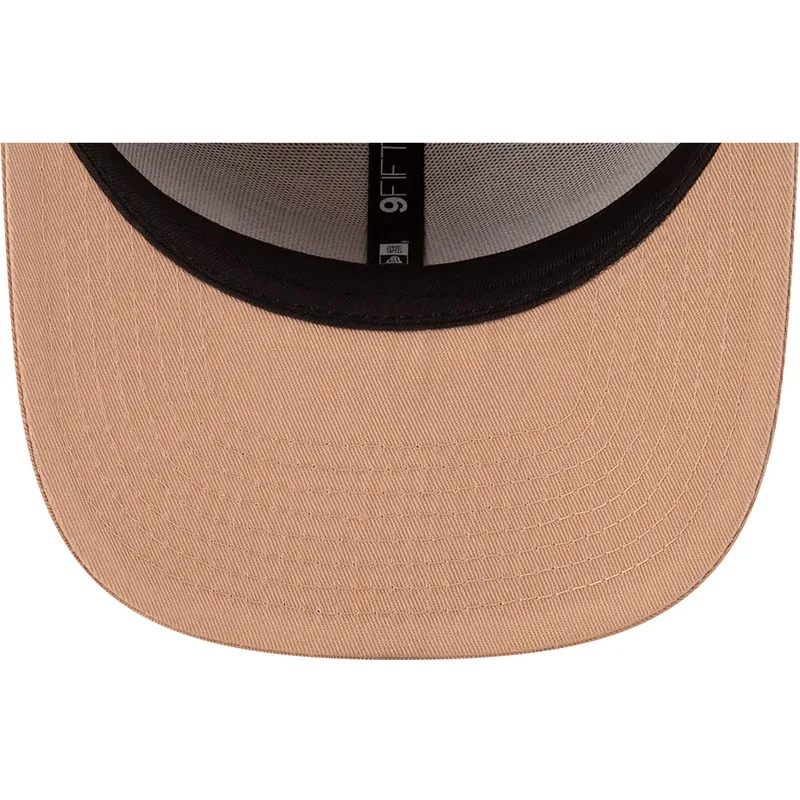 beige-gebogene-snapback-kappe-9fifty-seasonal-flower-von-red-bull-racing-formula-1-von-new-era