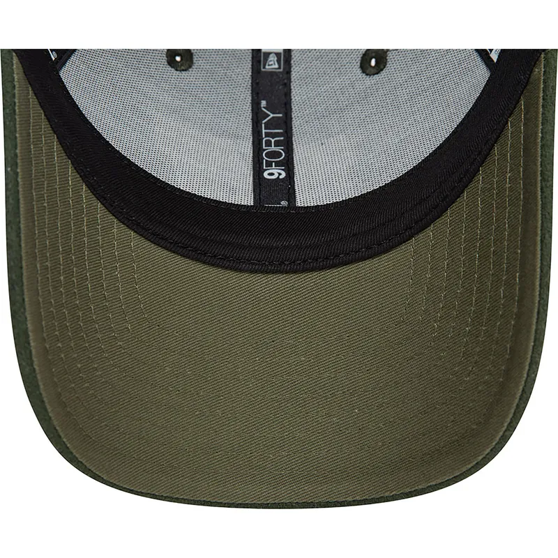 grune-verstellbare-curved-cap-9forty-puff-patch-von-mclaren-racing-formula-1-von-new-era
