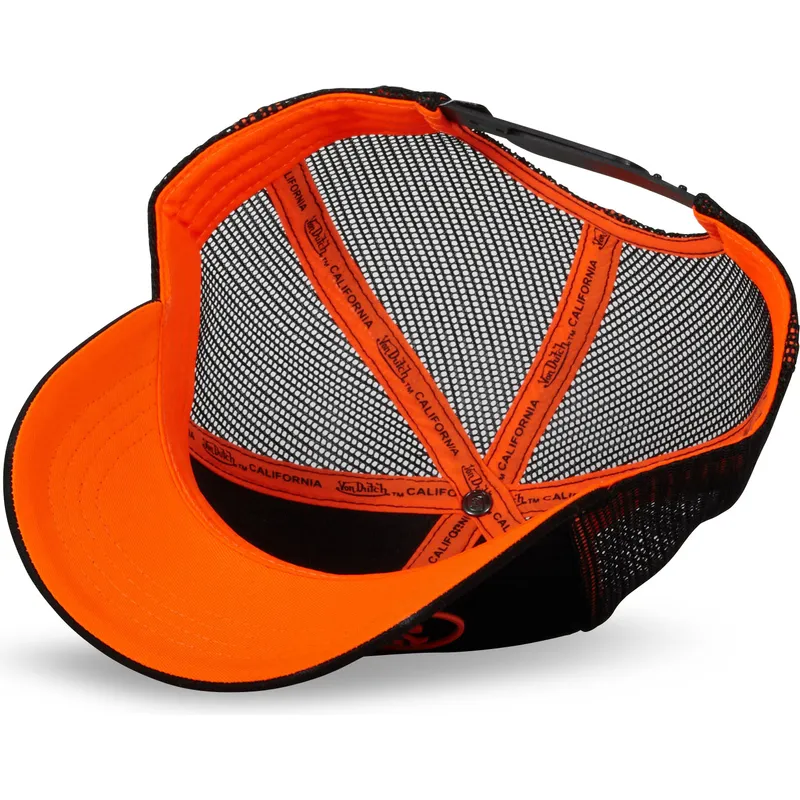 schwarze-und-orangefarbene-trucker-kappe-dom-o-von-von-dutch