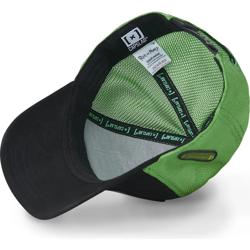 schwarze-und-grune-trucker-kappe-rick-und-morty-rem5-rem-von-capslab