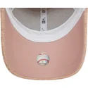 gebogene-rosa-verstellbare-damenkappe-9forty-borg-der-new-york-yankees-mlb-von-new-era