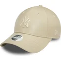 casquette-courbee-beige-ajustable-pour-femme-avec-logo-beige-9forty-midi-pu-new-york-yankees-mlb-new-era