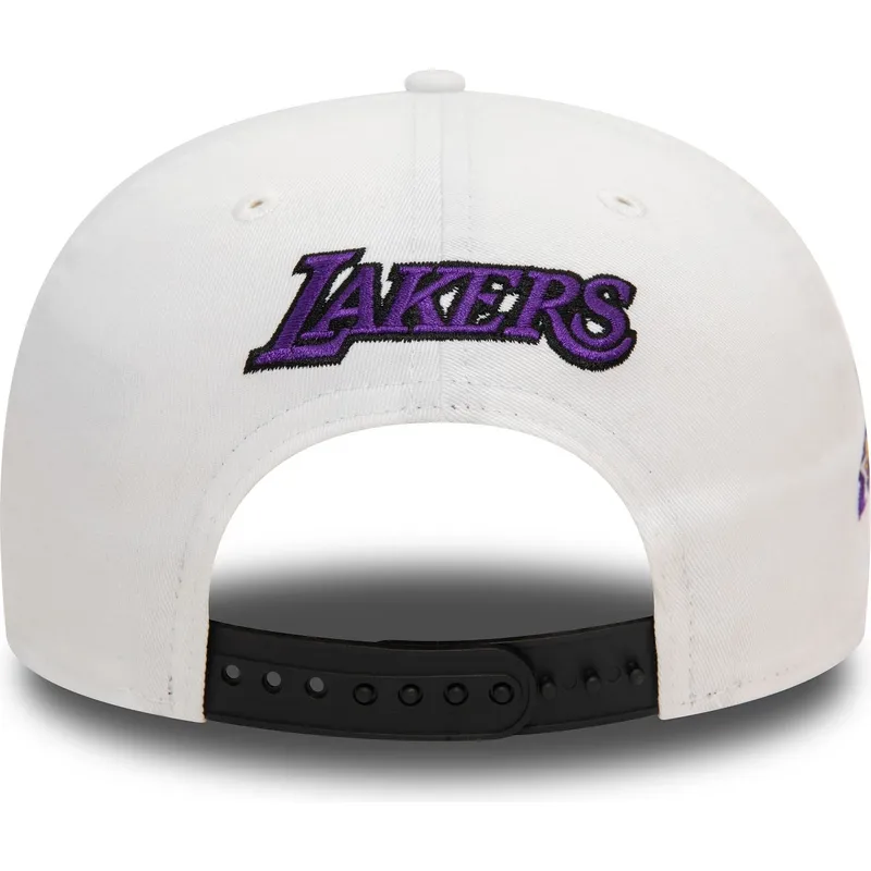 mutzen-flach-schwarz-snapback-9fifty-white-crown-patch-der-los-angeles-lakers-nba-von-new-era mutzen-flach-schwarz-snapback-9fifty-white-crown-patch-der-los-angeles-lakers-nba-von-new-era