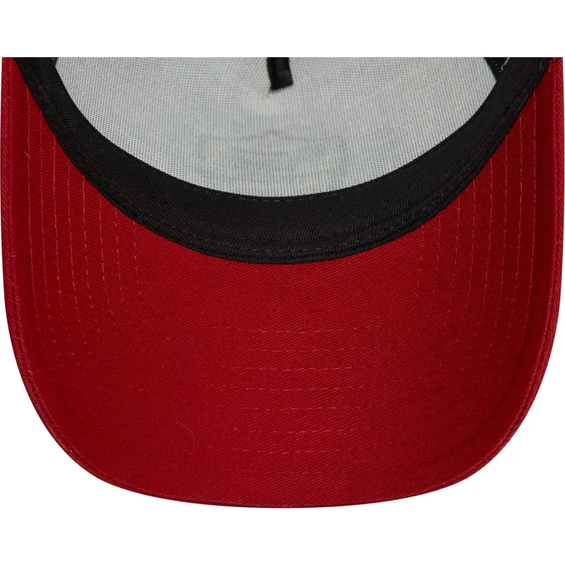 weisse-schwarze-und-rote-9forty-e-frame-core-trucker-cap-associazione-sportiva-roma-serie-a-von-new-era