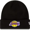 schwarze-essential-cuff-mutze-der-los-angeles-lakers-nba-von-new-era