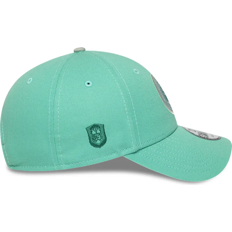 grune-verstellbare-curved-cap-9forty-core-von-los-troncos-fc-kings-league-von-new-era grune-verstellbare-curved-cap-9forty-core-von-los-troncos-fc-kings-league-von-new-era