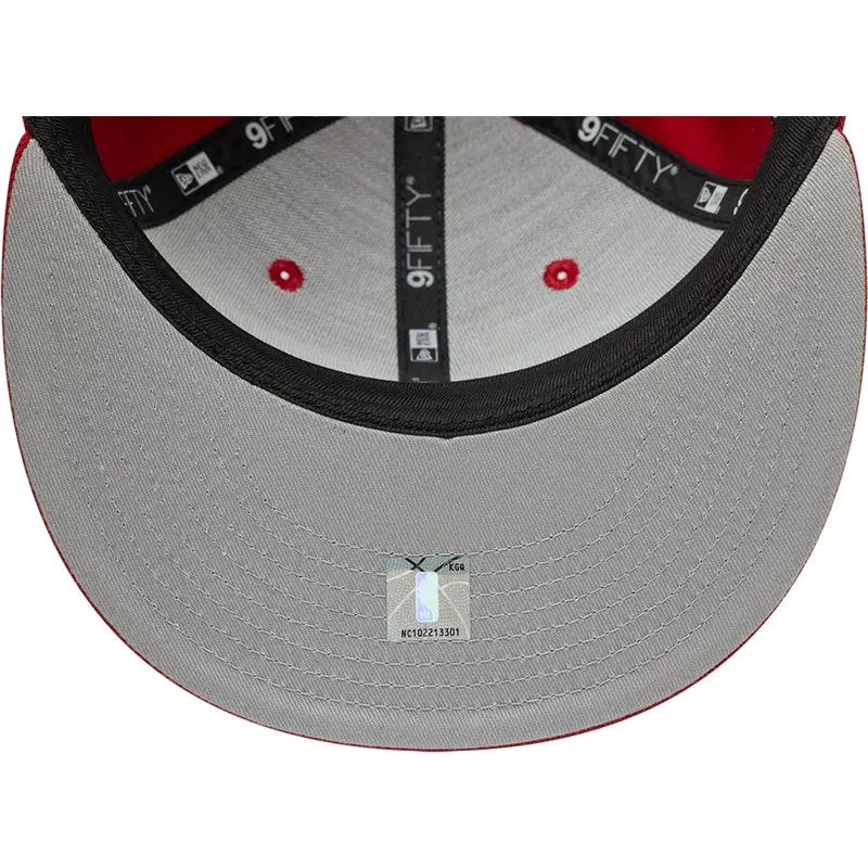 rote-flache-9fifty-statement-snapback-cap-der-miami-heat-nba-von-new-era rote-flache-9fifty-statement-snapback-cap-der-miami-heat-nba-von-new-era
