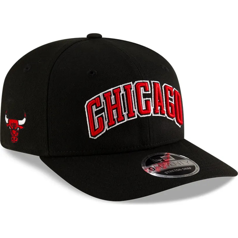 schwarze-gebogene-snapback-kappe-9seventy-statement-stretch-snap-der-chicago-bulls-nba-von-new-era schwarze-gebogene-snapback-kappe-9seventy-statement-stretch-snap-der-chicago-bulls-nba-von-new-era