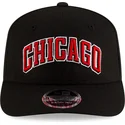 schwarze-gebogene-snapback-kappe-9seventy-statement-stretch-snap-der-chicago-bulls-nba-von-new-era