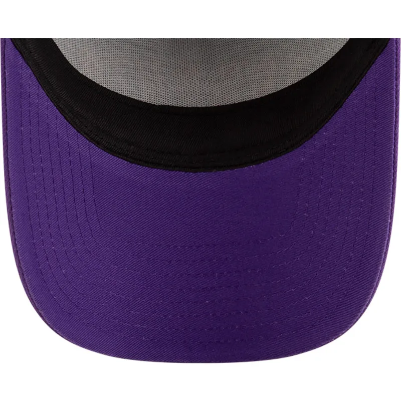 violette-und-schwarze-trucker-kappe-a-frame-classic-der-toronto-raptors-nba-von-new-era violette-und-schwarze-trucker-kappe-a-frame-classic-der-toronto-raptors-nba-von-new-era