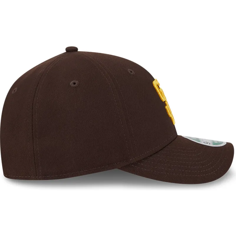 braune-gebogene-snapback-kappe-9forty-m-crown-player-replica-der-san-diego-padres-mlb-von-new-era