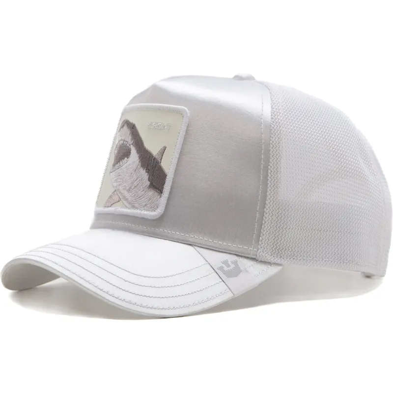 trucker-cap-weiss-hai-great-a-bigger-boat-the-farm-total-whiteout-von-goorin-bros
