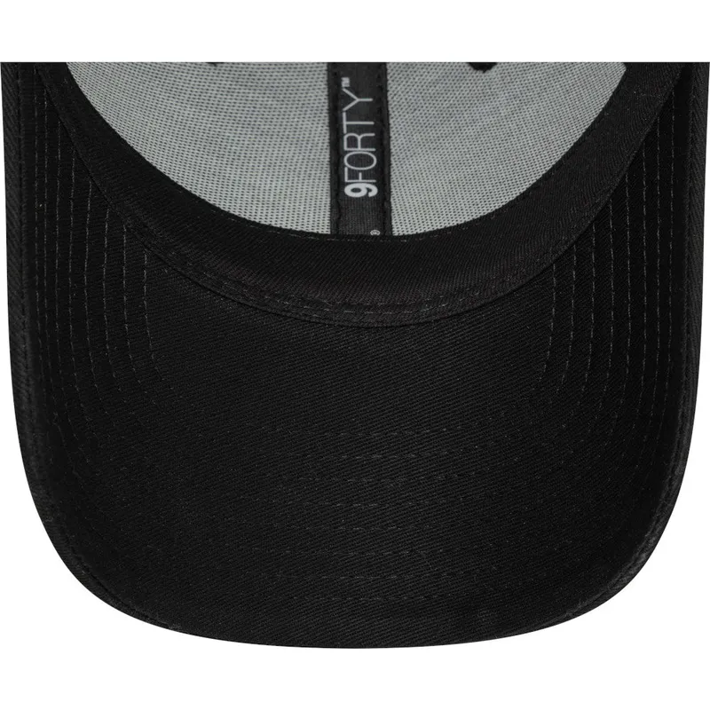 schwarze-verstellbare-gebogene-kappe-9twenty-core-von-newcastle-united-football-club-premier-league-von-new-era schwarze-verstellbare-gebogene-kappe-9twenty-core-von-newcastle-united-football-club-premier-league-von-new-era