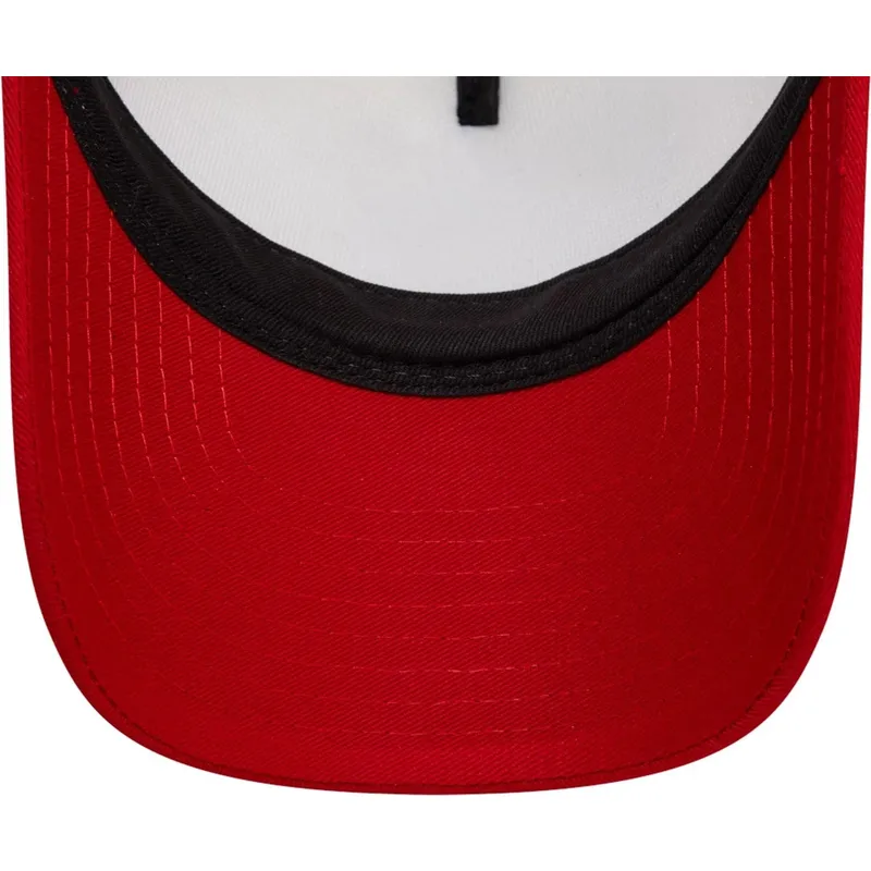 weisse-und-rote-trucker-kappe-fur-jungen-9forty-a-frame-wonder-woman-dc-comics-von-new-era