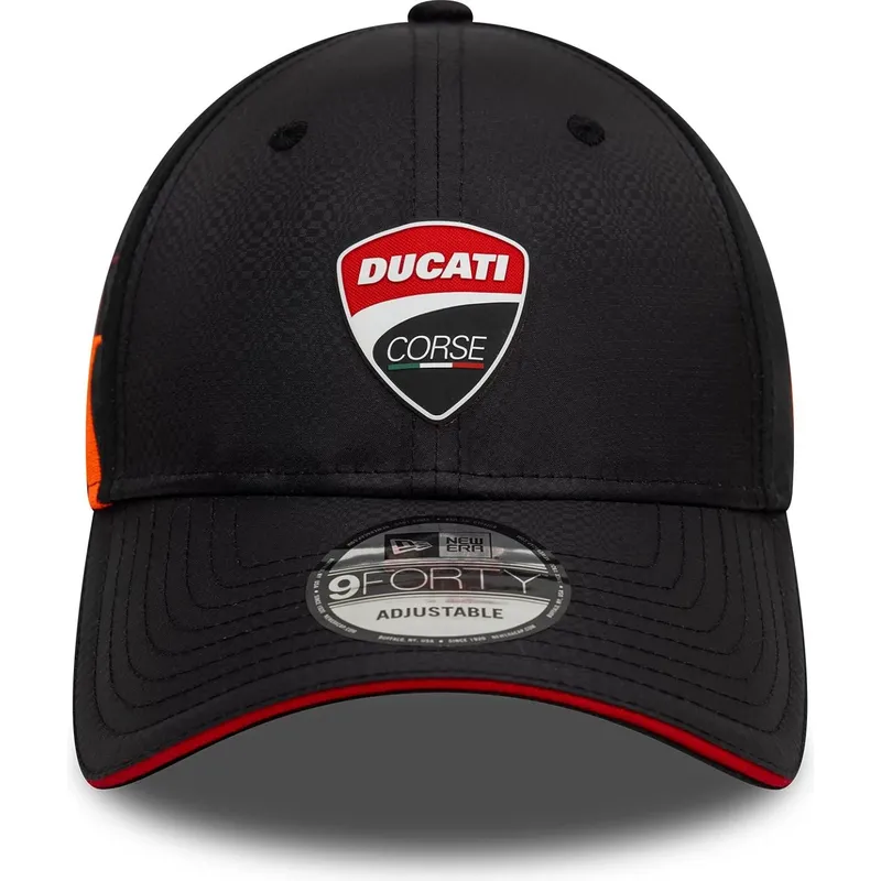 schwarze-verstellbare-curved-cap-9forty-gradient-print-von-ducati-motor-motogp-von-new-era schwarze-verstellbare-curved-cap-9forty-gradient-print-von-ducati-motor-motogp-von-new-era