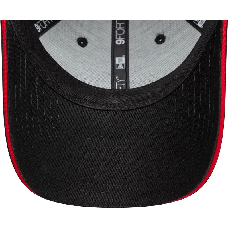 schwarze-verstellbare-curved-cap-9forty-gradient-print-von-ducati-motor-motogp-von-new-era schwarze-verstellbare-curved-cap-9forty-gradient-print-von-ducati-motor-motogp-von-new-era