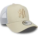 beige-weisse-trucker-cap-mit-beigem-logo-a-frame-league-essential-der-new-york-yankees-mlb-von-new-era