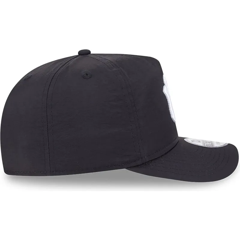 schwarze-verstellbare-gebogene-kappe-golfer-everyday-nylon-von-new-york-yankees-mlb-von-new-era schwarze-verstellbare-gebogene-kappe-golfer-everyday-nylon-von-new-york-yankees-mlb-von-new-era