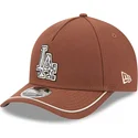 braune-gebogene-snapback-kappe-9forty-m-crown-a-frame-motorsport-der-los-angeles-dodgers-mlb-von-new-era