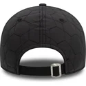 schwarze-verstellbare-curved-cap-mit-schwarzem-logo-9forty-quilted-der-new-york-yankees-mlb-von-new-era