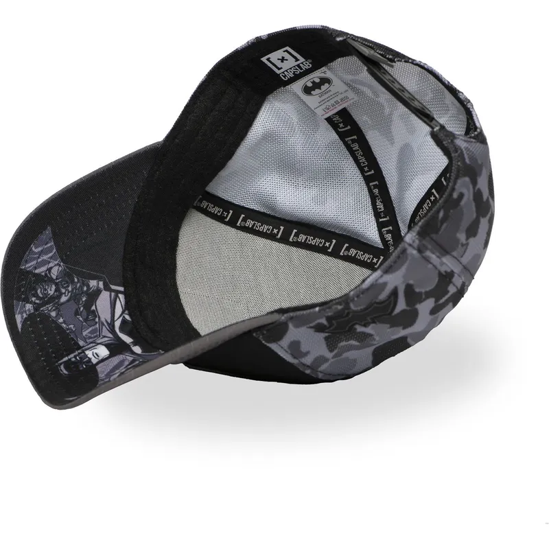 schwarze-trucker-kappe-batman-dc8-tea-dc-comics-von-capslab schwarze-trucker-kappe-batman-dc8-tea-dc-comics-von-capslab
