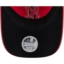 gebogene-rosa-verstellbare-damenkappe-9twenty-pattern-spring-training-fan-pack-2025-der-new-york-yankees-mlb-von-new-era