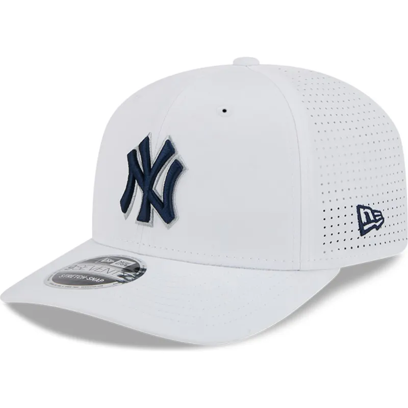 weisse-trucker-cap-9seventy-perf-spring-training-fan-pack-2025-der-new-york-yankees-mlb-von-new-era weisse-trucker-cap-9seventy-perf-spring-training-fan-pack-2025-der-new-york-yankees-mlb-von-new-era