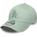 hellgrune-verstellbare-curved-cap-mit-grunem-logo-9forty-colour-pack-der-los-angeles-dodgers-mlb-von-new-era