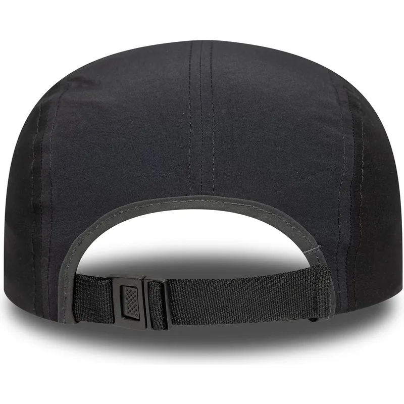 schwarze-verstellbare-gebogene-kappe-runner-tech-von-new-era
