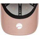 gebogene-rosa-verstellbare-damenkappe-9forty-beaded-der-new-york-yankees-mlb-von-new-era