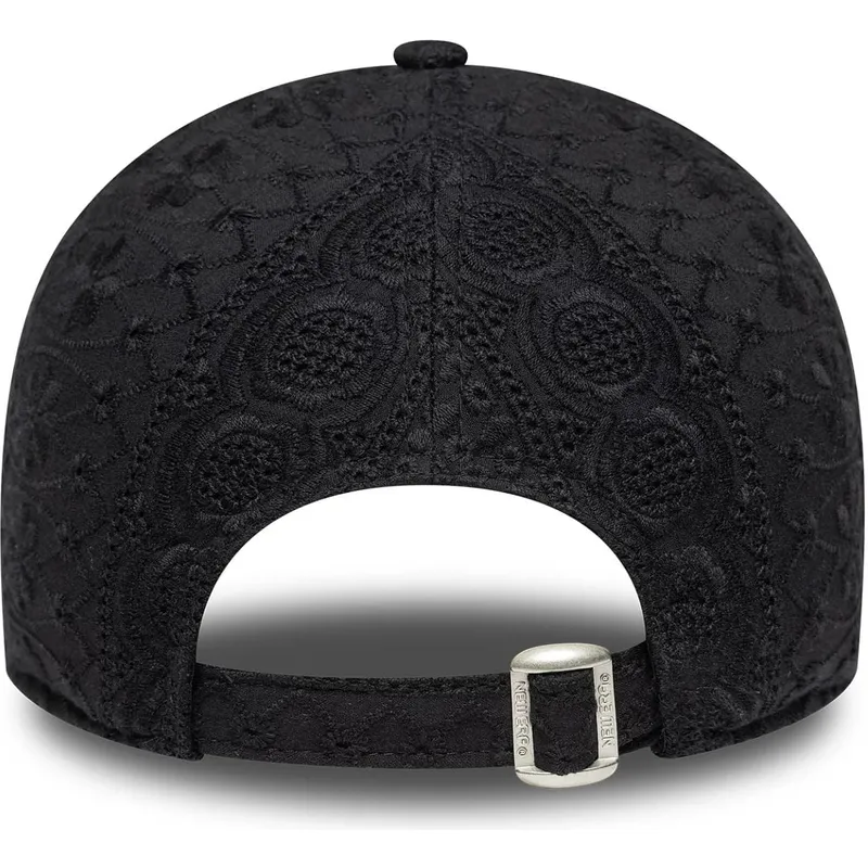 schwarze-verstellbare-curved-cap-fur-damen-mit-schwarzem-logo-9twenty-broderie-der-new-york-yankees-mlb-von-new-era