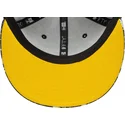 schwarze-flache-snapback-kappe-fur-kinder-9fifty-all-over-print-von-batman-dc-comics-von-new-era