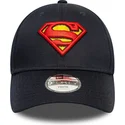 marineblaue-verstellbare-gebogene-kappe-fur-kinder-9forty-all-over-print-von-superman-dc-comics-von-new-era